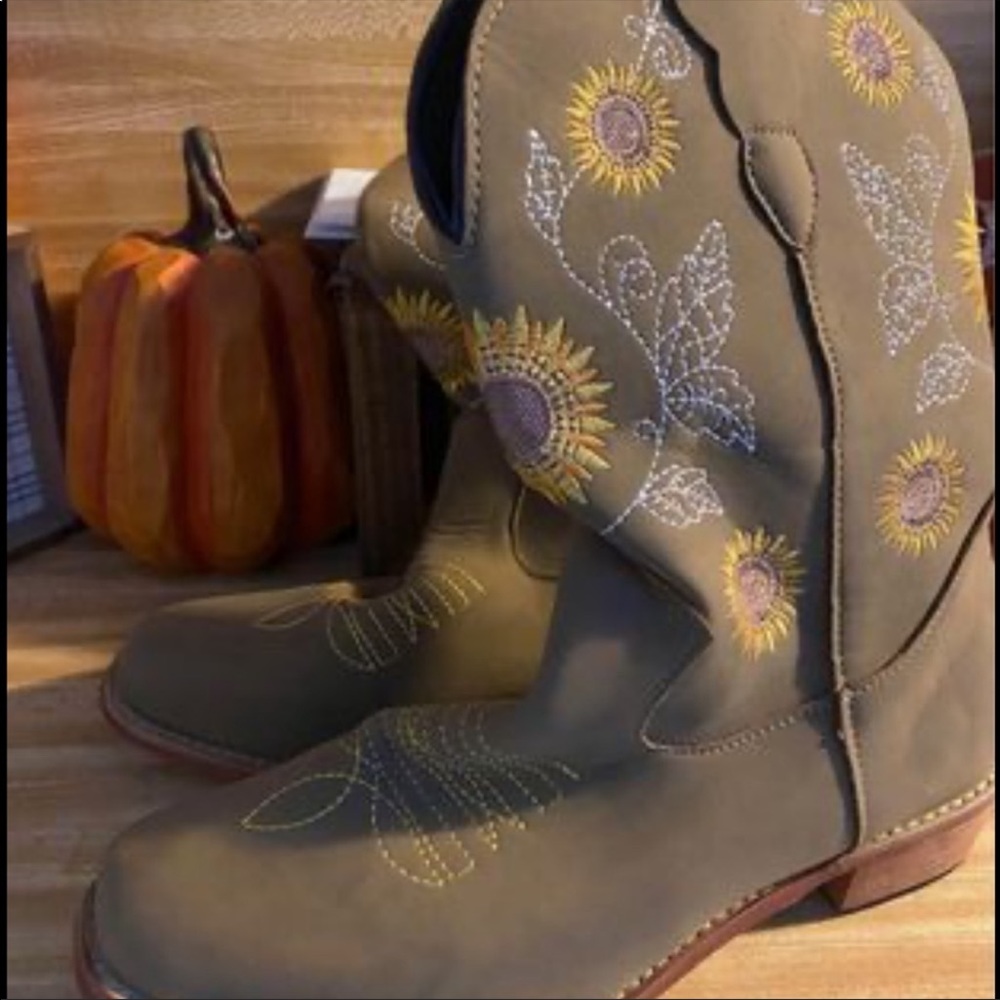 Sunflower Boots